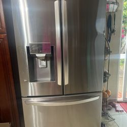 Refrigerator LG