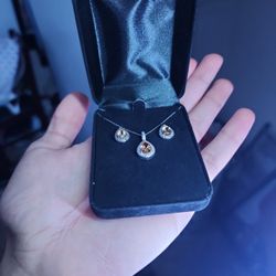 Womens Sterling Silver Necklace With Pendant / Earring Set