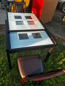 Expandable Dining Table With Frosted Glass Top