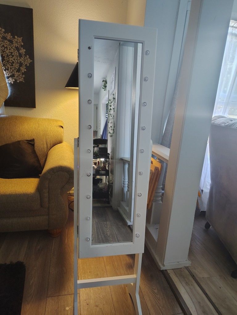 Lighted Jewelry Armoire