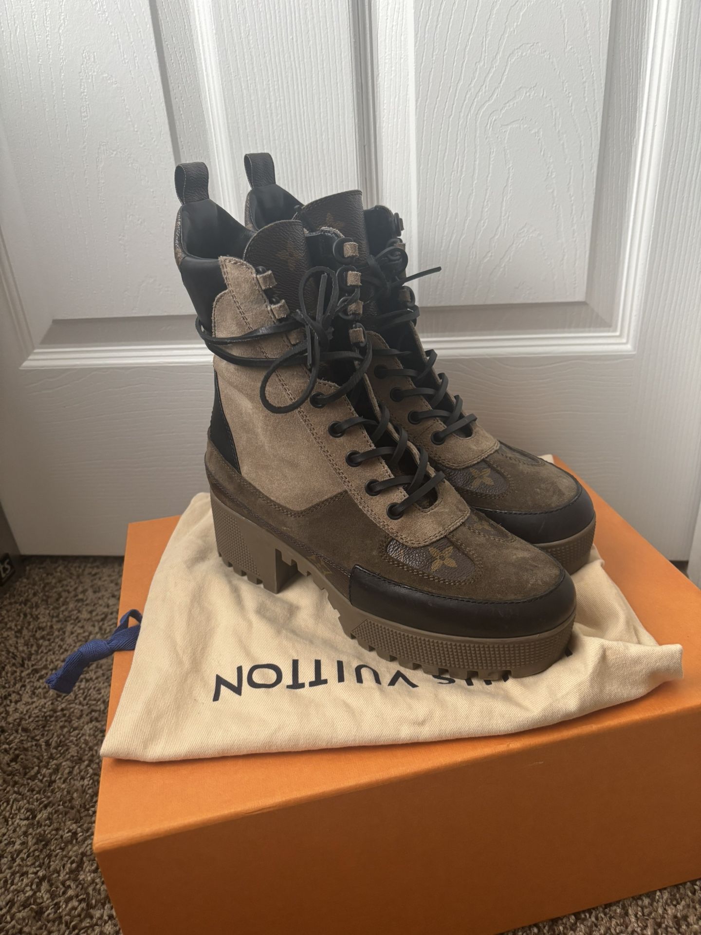 Women’s Louis Vuitton boots