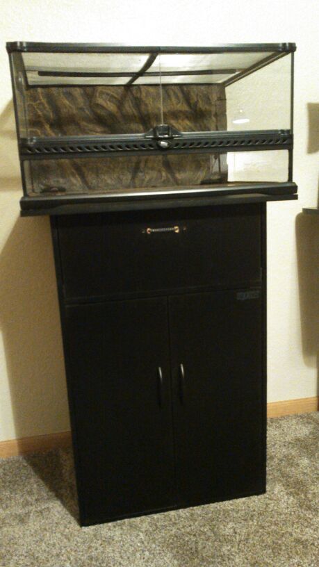 Exo Terra 24x18x12 Reptile Terrarium and Exo Terra Stand with storage space