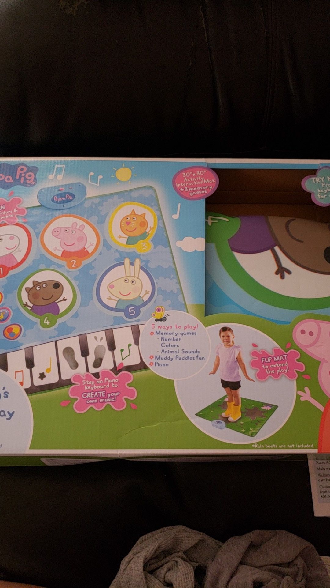Peppa pig jump hotsell n play mat