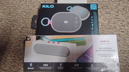 Lot of 3 NIB Portable Bluetooth Speakers Heyday Skullcandy Proscan