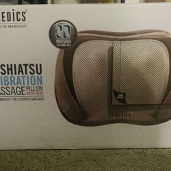 Massage pillow