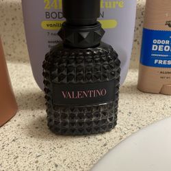 Valentino Cologne 