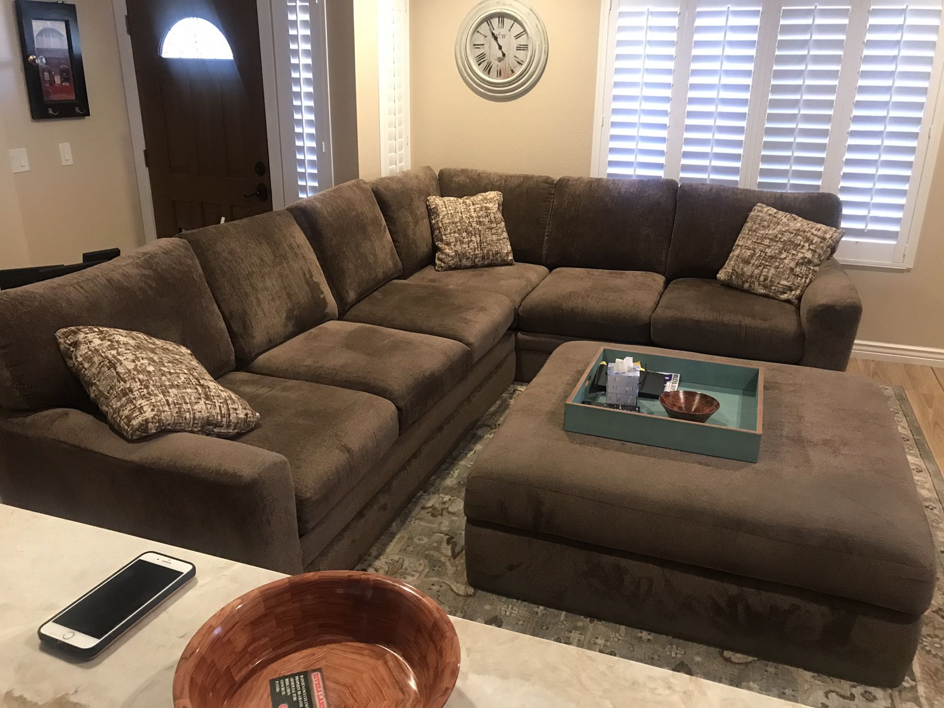 Sectional Sofa and Ottoman