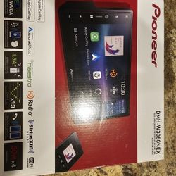Pioneer 6.8" Touchscreen Digital Media Receiver with WIRELESS Carplay