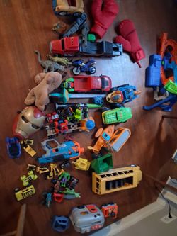 Large Mixed Lot of Kids Toys