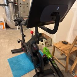 Peloton Bike+