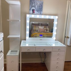 Makeup Vanity with Bluetooth Mirror / price includes delivery and assembly Financing available , does not include Shelf  