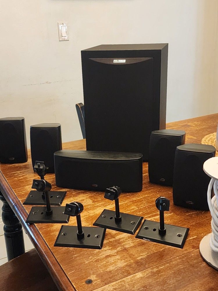 POLK AUDIO RM6750 5.1 Channel Home Theater Speaker System(Pick-Up 77459)