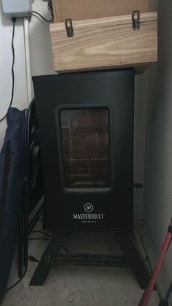 Master built electric smoker