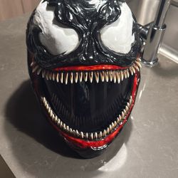 Venom Motorcycle Helmet 