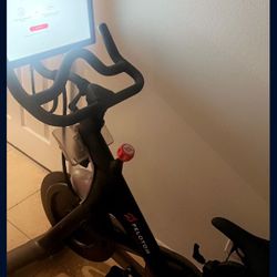 Never Used Peloton Bike 