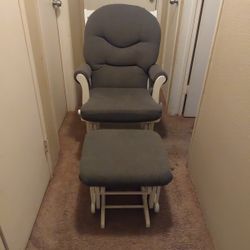 Rocking Chair With Small Rocking Leg Support Chair