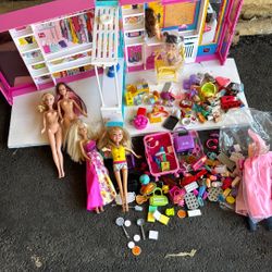 Barbie doll wardrobe, Barbie accessories
