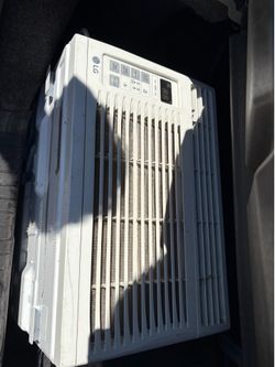 OBO LG window AC unit
