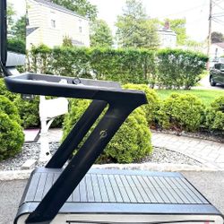 Peloton Treadmill Plus 