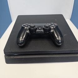 Sony PS4 Slim W/ Controller 🎮