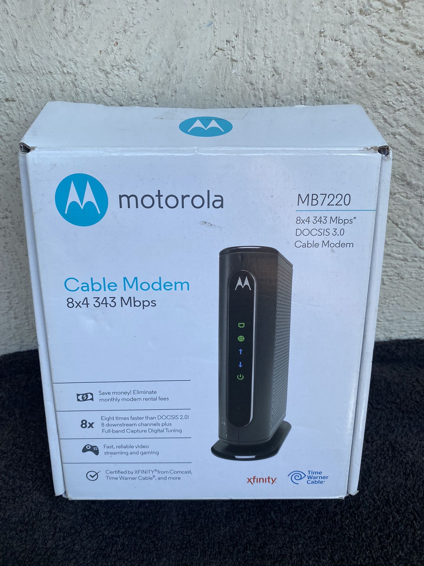 Motorola MB7220 (8x4) Cable Modem, DOCSIS 3.0.