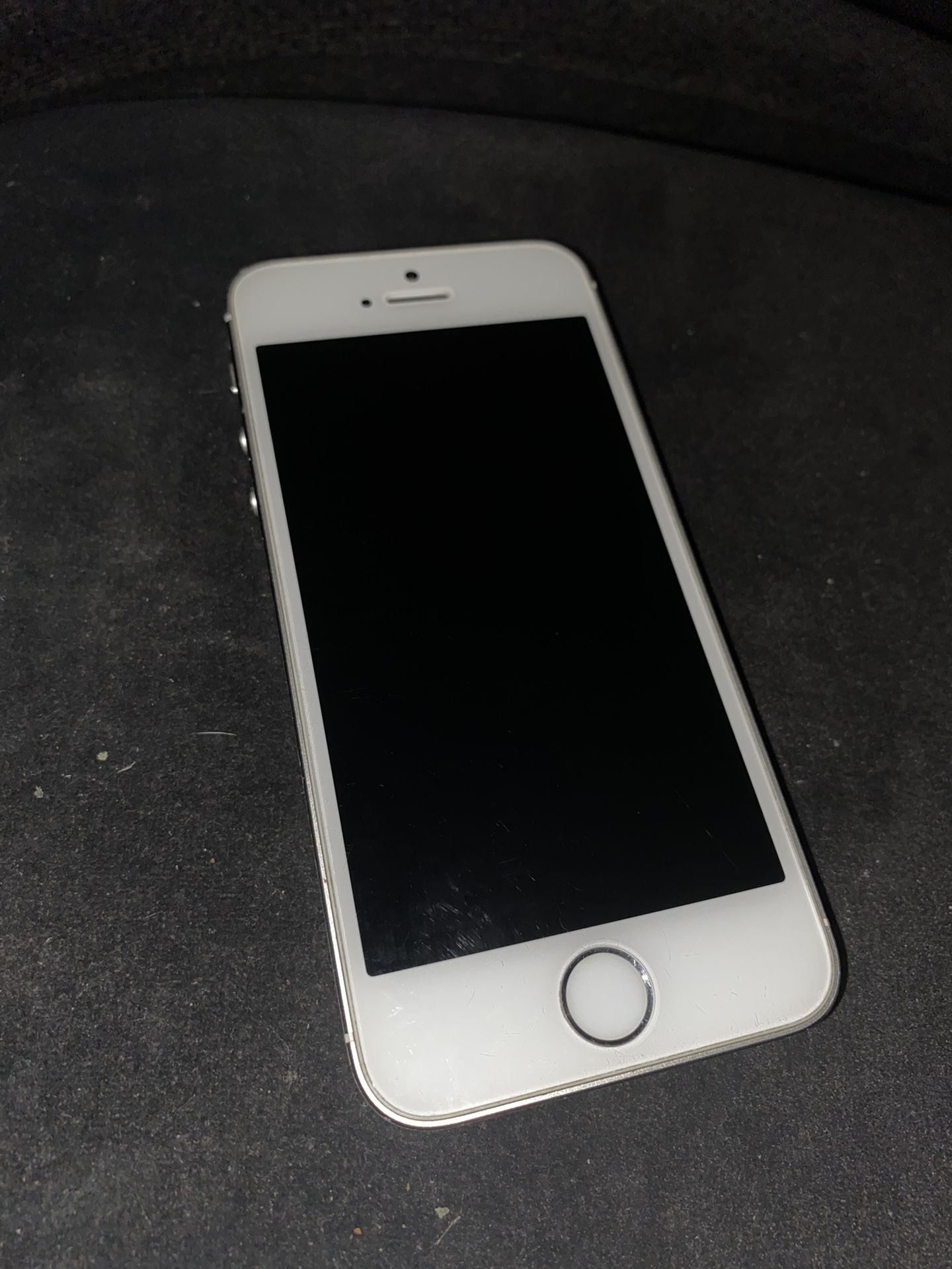 iPhone 5s 16gb LIKE NEW- unlocked/clean IMEI