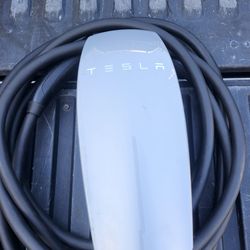 Tesla Charger