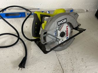 Ryobi Corded Circular Saw with Blade
