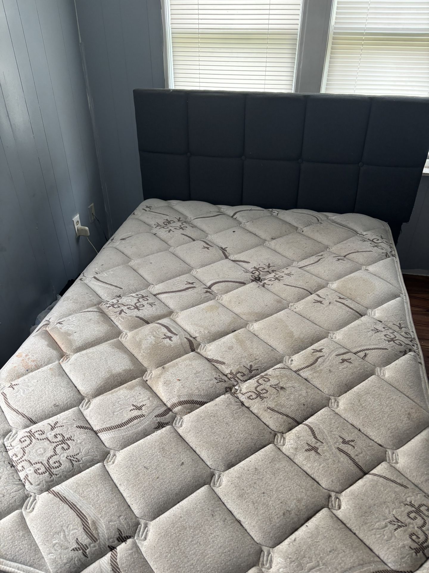 Full Size mattress with frame