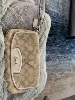 Authentic Coach Wristlet