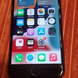 Unlocked 32gb IPhone 7