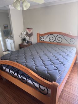 King size mattress (mattress only, frame not included)