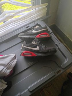 NIKE AIR MAX 8.5