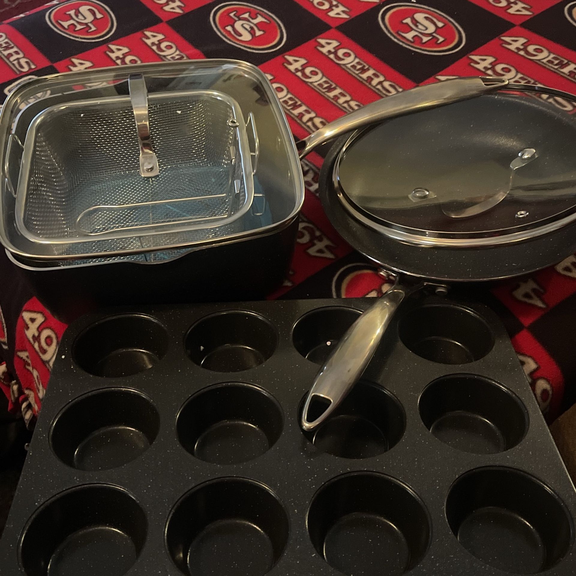$25 new granitestone pans and cupcake pan