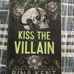 Kiss the Villian by Rina Kent