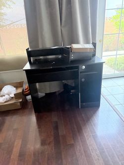 Free Desk
