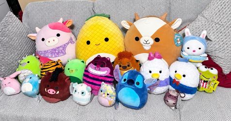 NEW Large Lot of Squishmallow Plush Toys