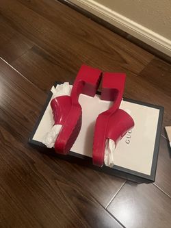 Gucci Women Sandals 