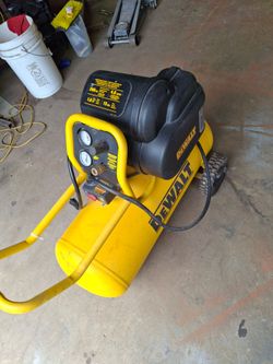 Dewalt 16 galls. Air compressor