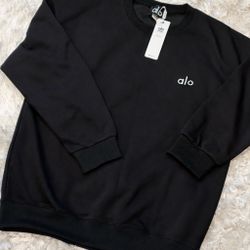 Alo Crewneck Sweater – New with Tags Size Medium & XL