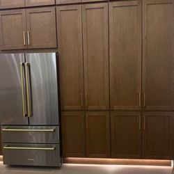 Kitchen cabinets