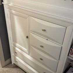 Ivy League 2.0 white twin/twin step loft with chest