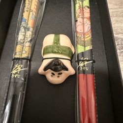 New Vintage Japanese Chopsticks & Handmade Ceramic Sumo Wrestler Rest 2 Pair Set New
