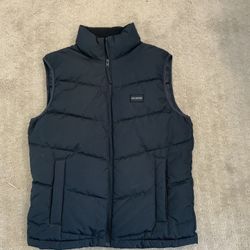 HOLLISTER PUFFER VEST SIZE M (will negotiate)