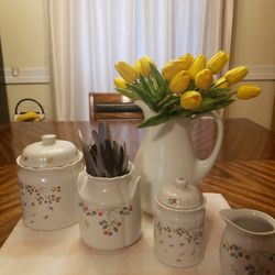 4.Ceramic Kitchen Set 