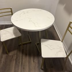 Matching Dining Set& coffee Tables