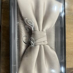 Suit Bows
