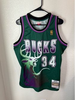 Men's Ray Allen 1996-97 Milwaukee Bucks Mitchell & Ness vintage Jersey Large L