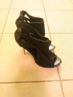 Nice heels like new size 10