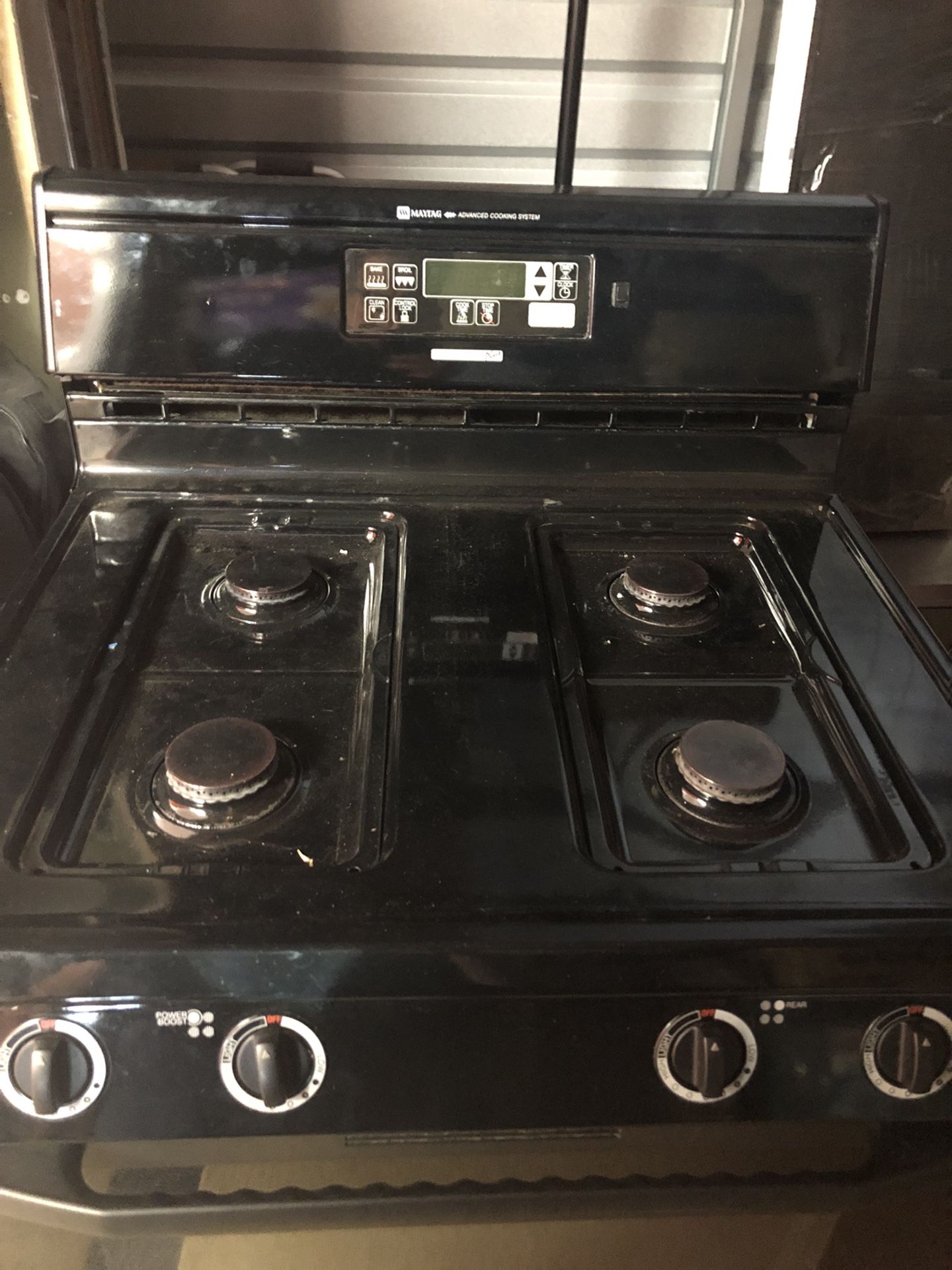 Maytag Natural Gas Stove In Great Condition 